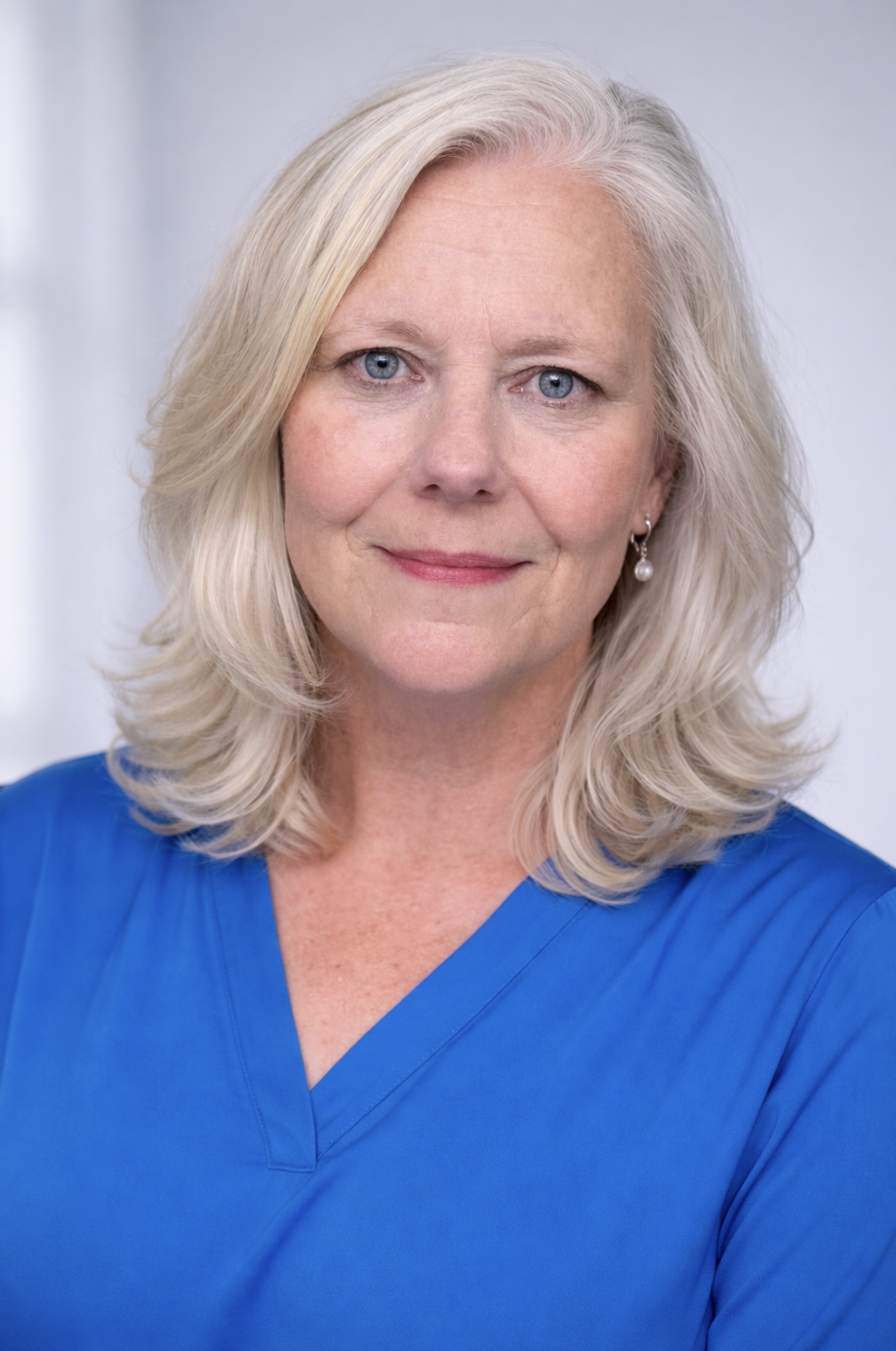 Lynn Hall
